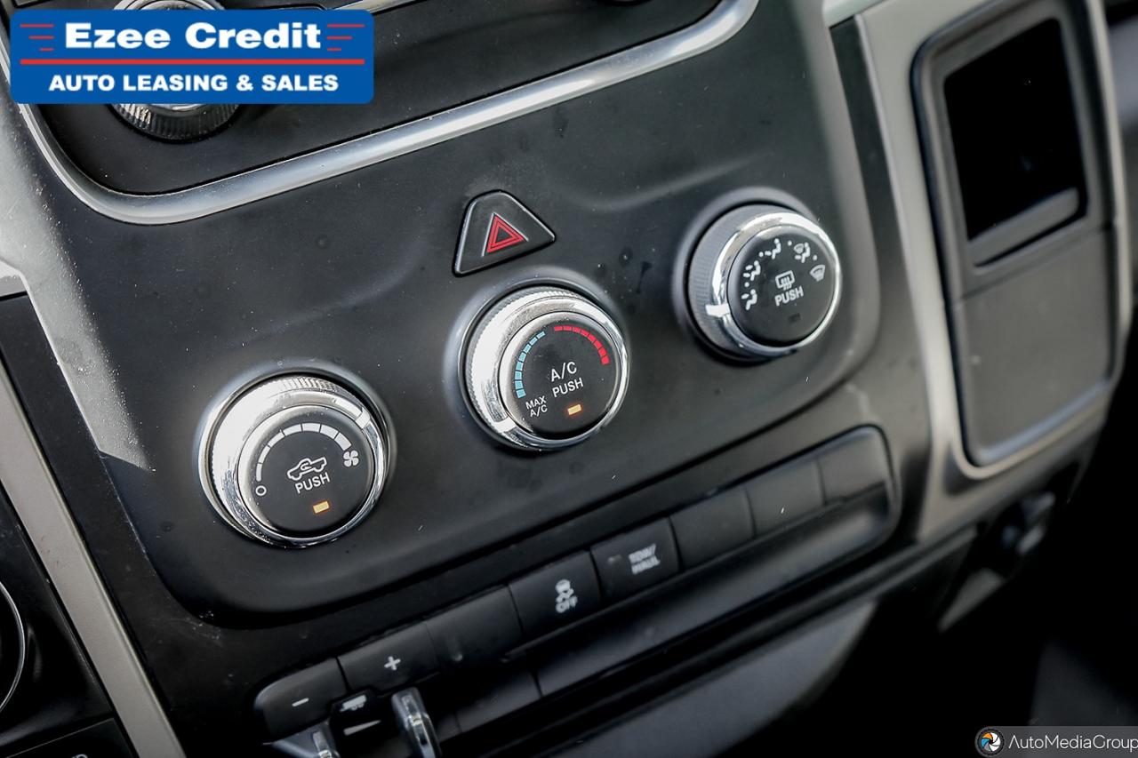 2018 RAM 1500 SLT Photo