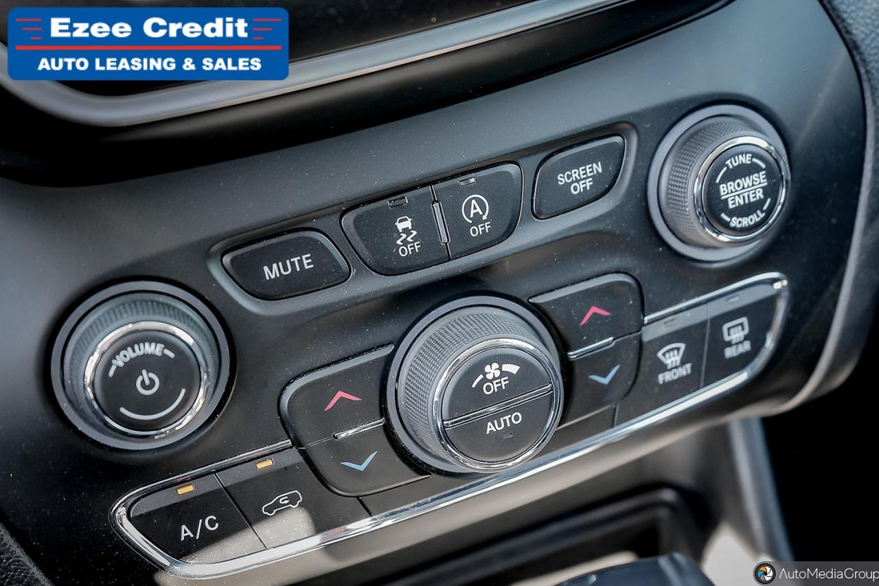 2019 Jeep Cherokee Trailhawk Photo