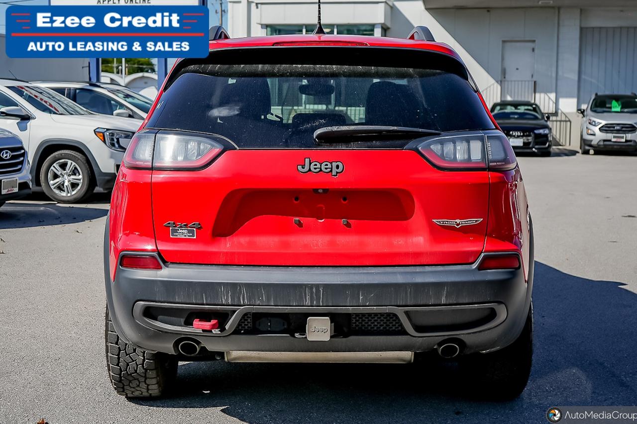 2019 Jeep Cherokee Trailhawk Photo