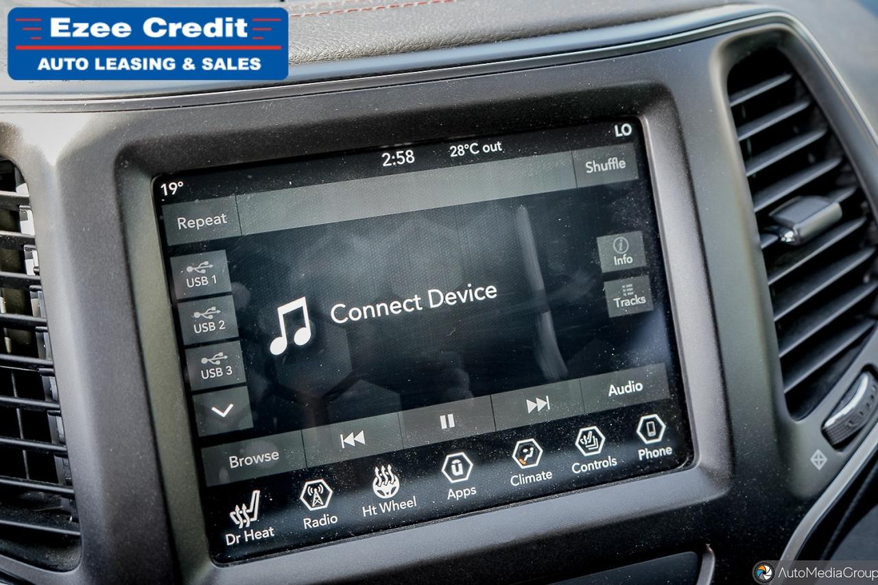 2019 Jeep Cherokee Trailhawk Photo