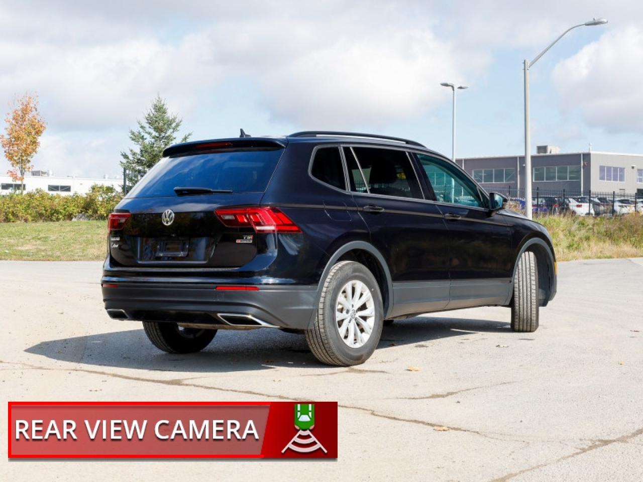 2018 Volkswagen Tiguan Trendline 4MOTION  - Aluminum Wheels - $163 B/W Photo2