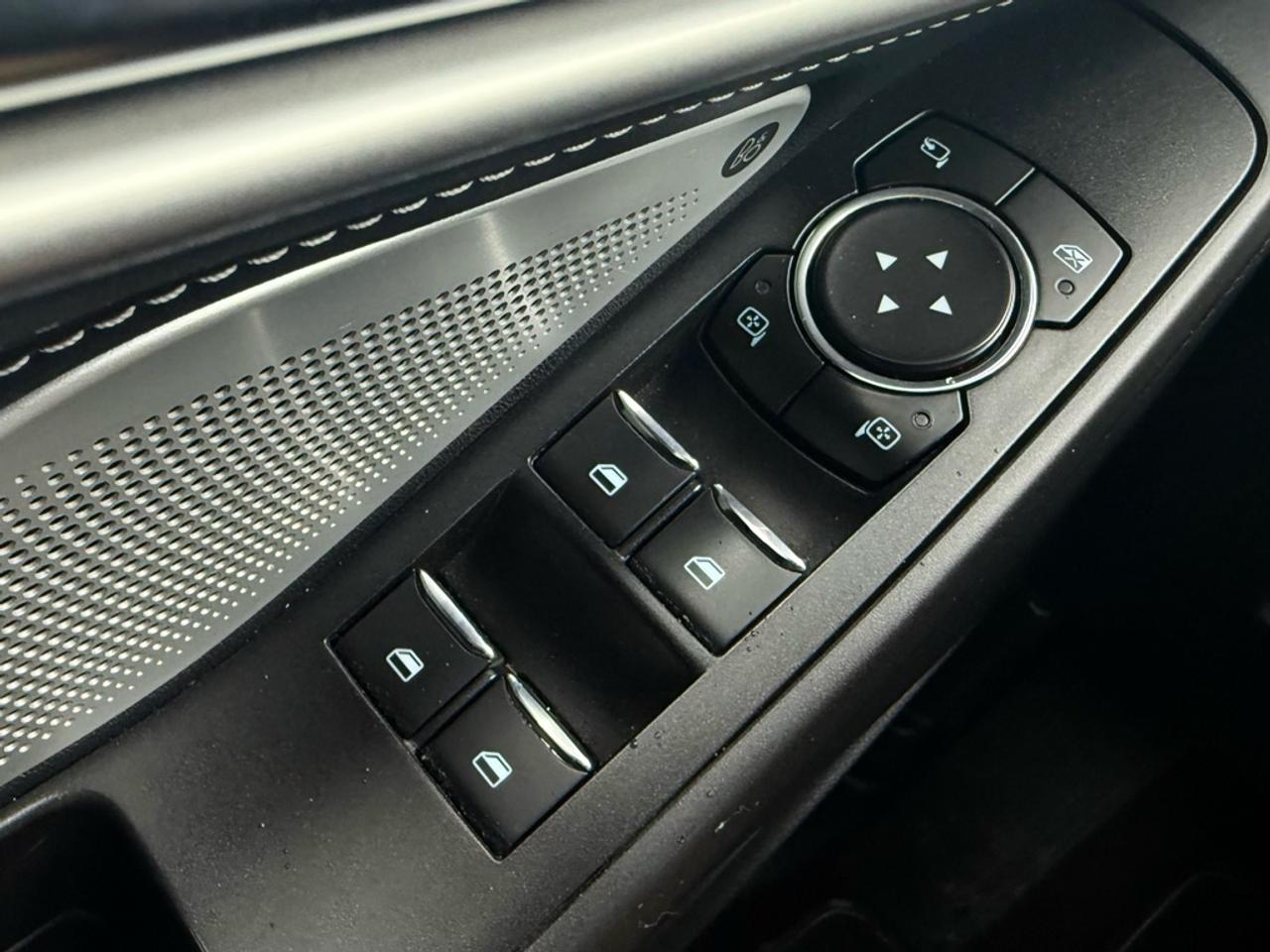 2020 Ford Explorer ST  - Navigation -  Leather Seats Photo