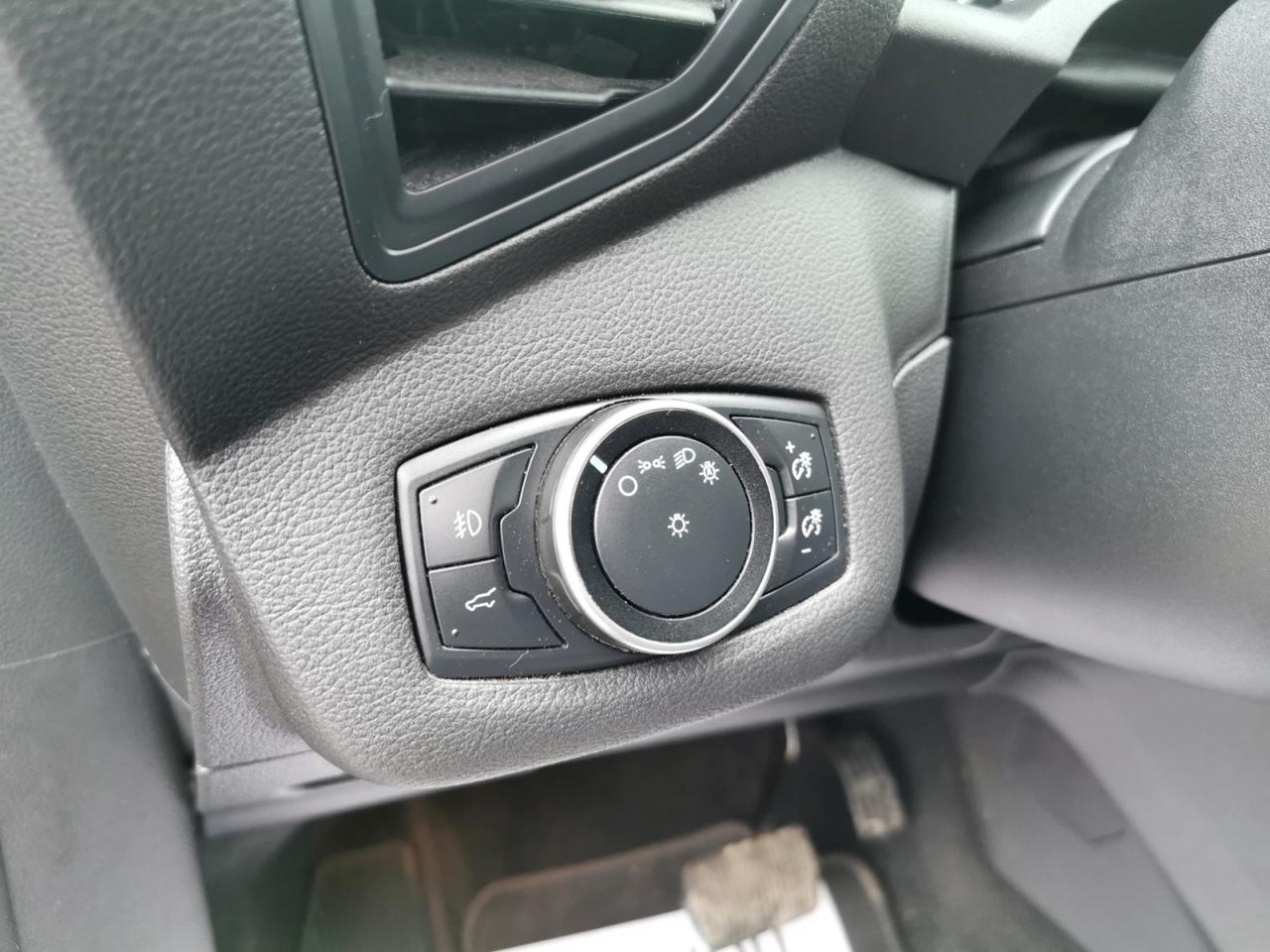 2017 Ford Escape SE - Photo #13