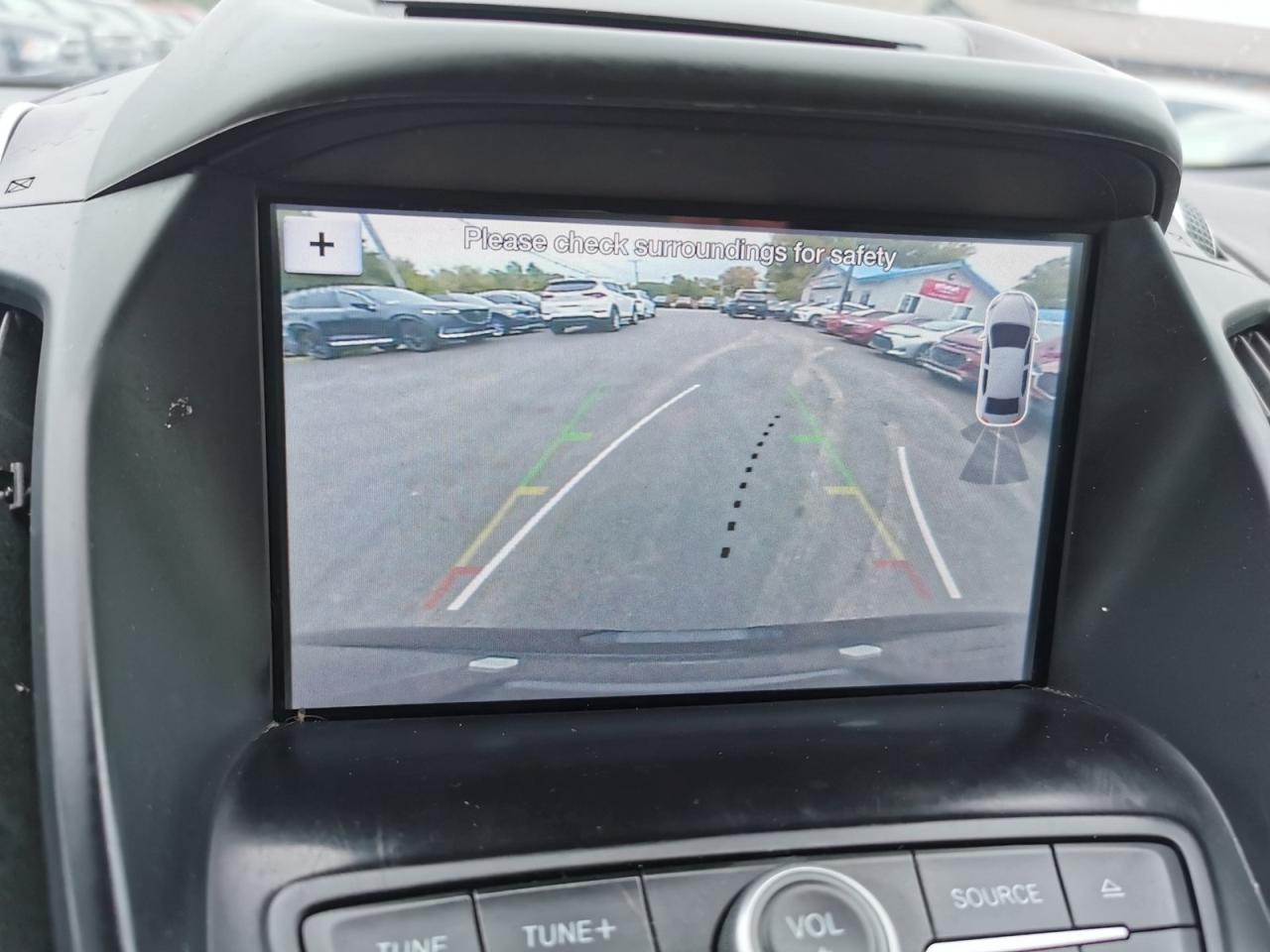 2018 Ford Escape SEL 4WD - Photo #32