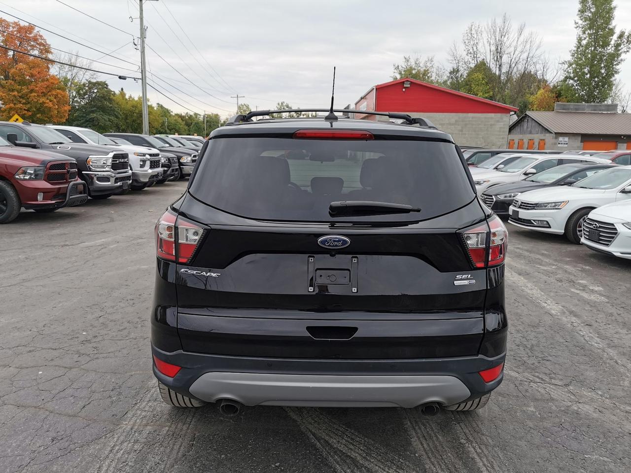 2018 Ford Escape SEL 4WD Photo