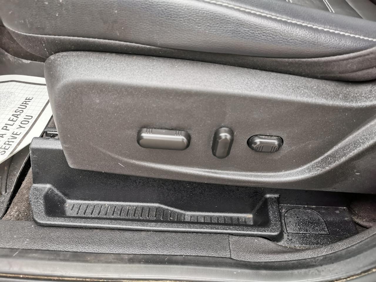 2018 Ford Escape SEL 4WD Photo