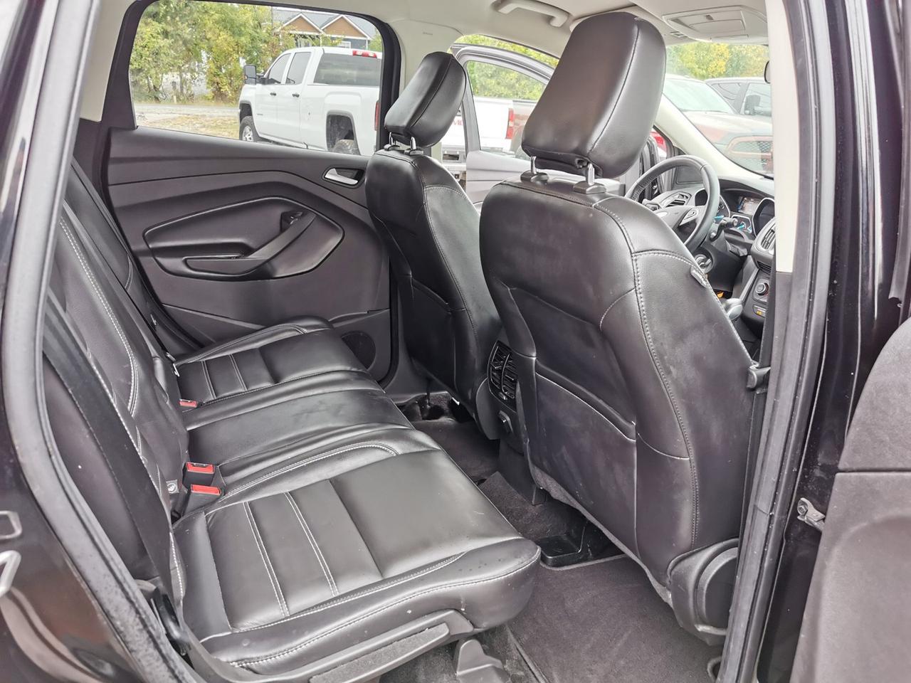 2018 Ford Escape SEL 4WD Photo