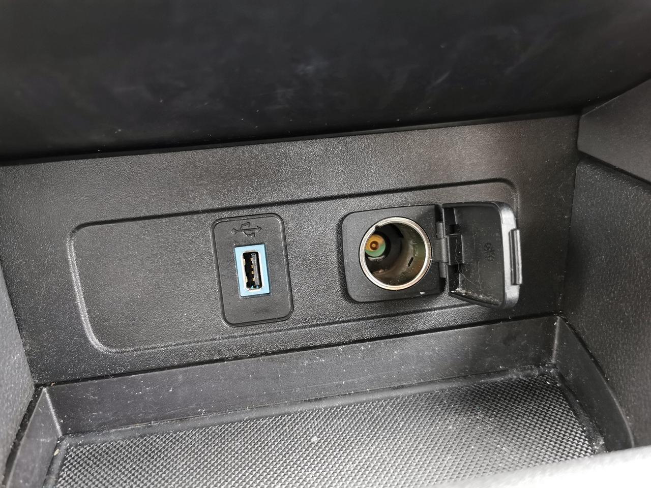 2018 Ford Escape SEL 4WD Photo