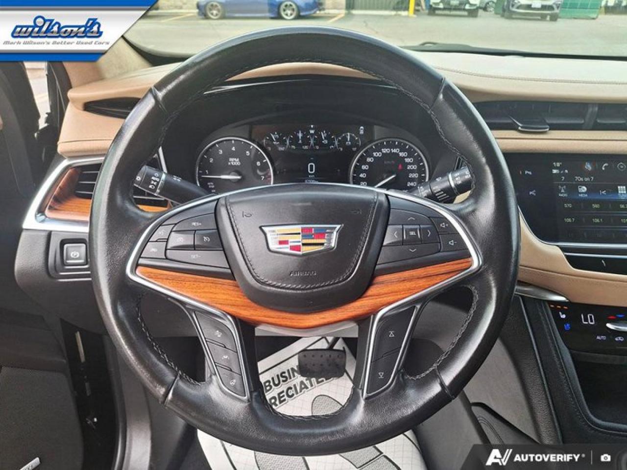 2019 Cadillac XT5 Platinum AWD | Suede Headliner | H.U.D | Nav | Pano Sunroof | Leather | Vented Seats | Photo