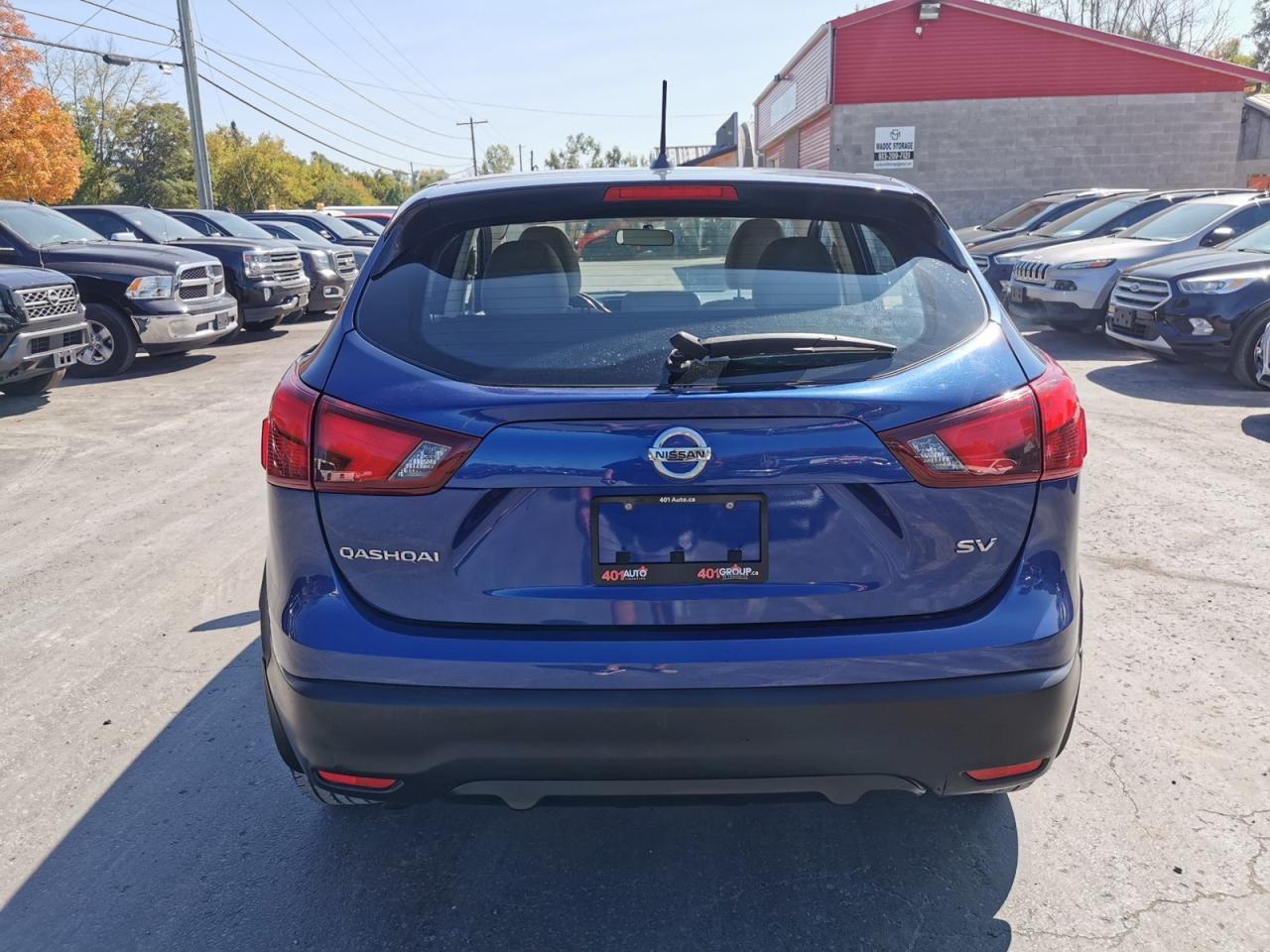2018 Nissan Qashqai SV Photo3
