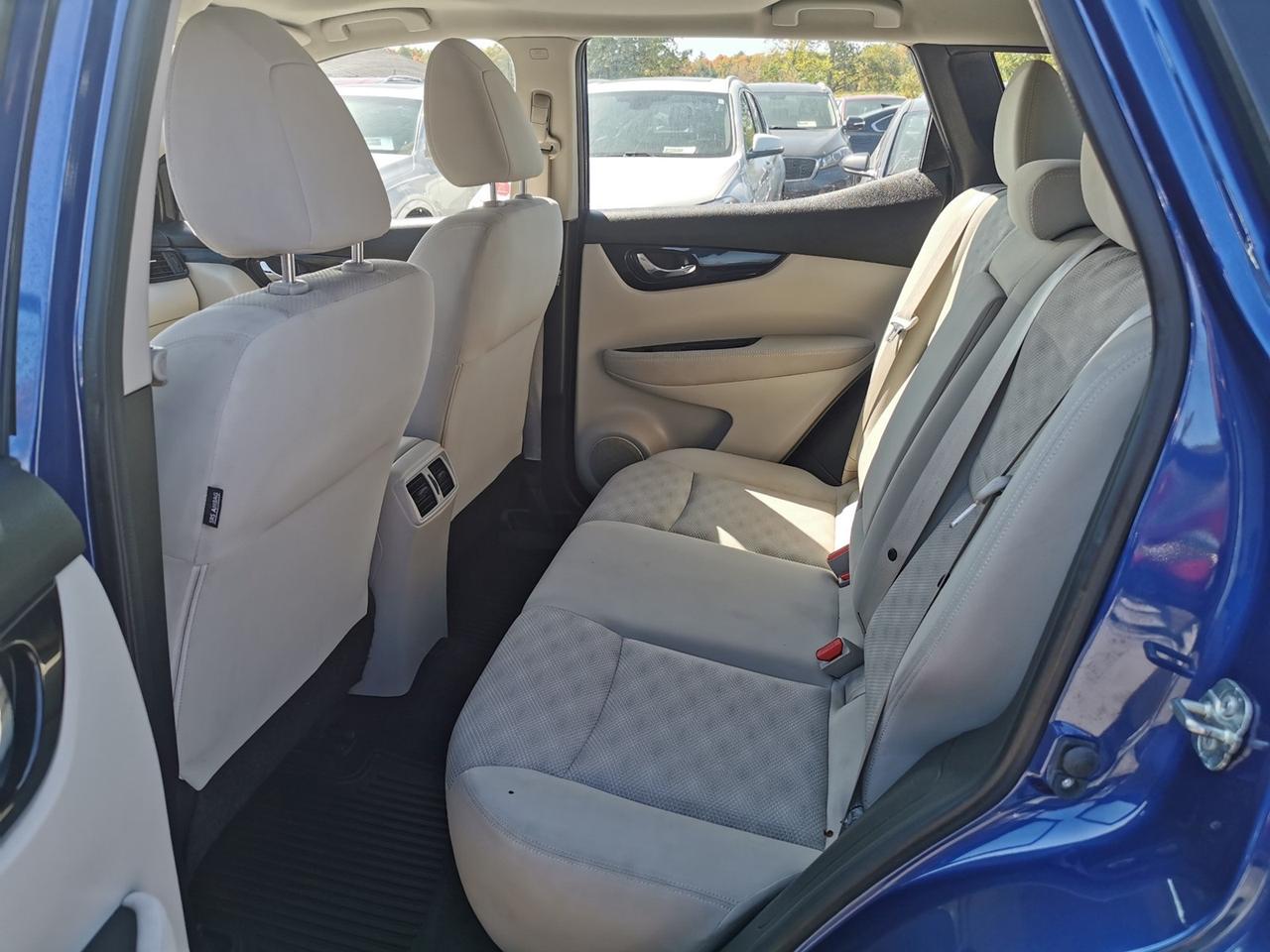 2018 Nissan Qashqai SV Photo