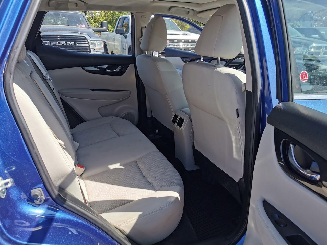 2018 Nissan Qashqai SV Photo