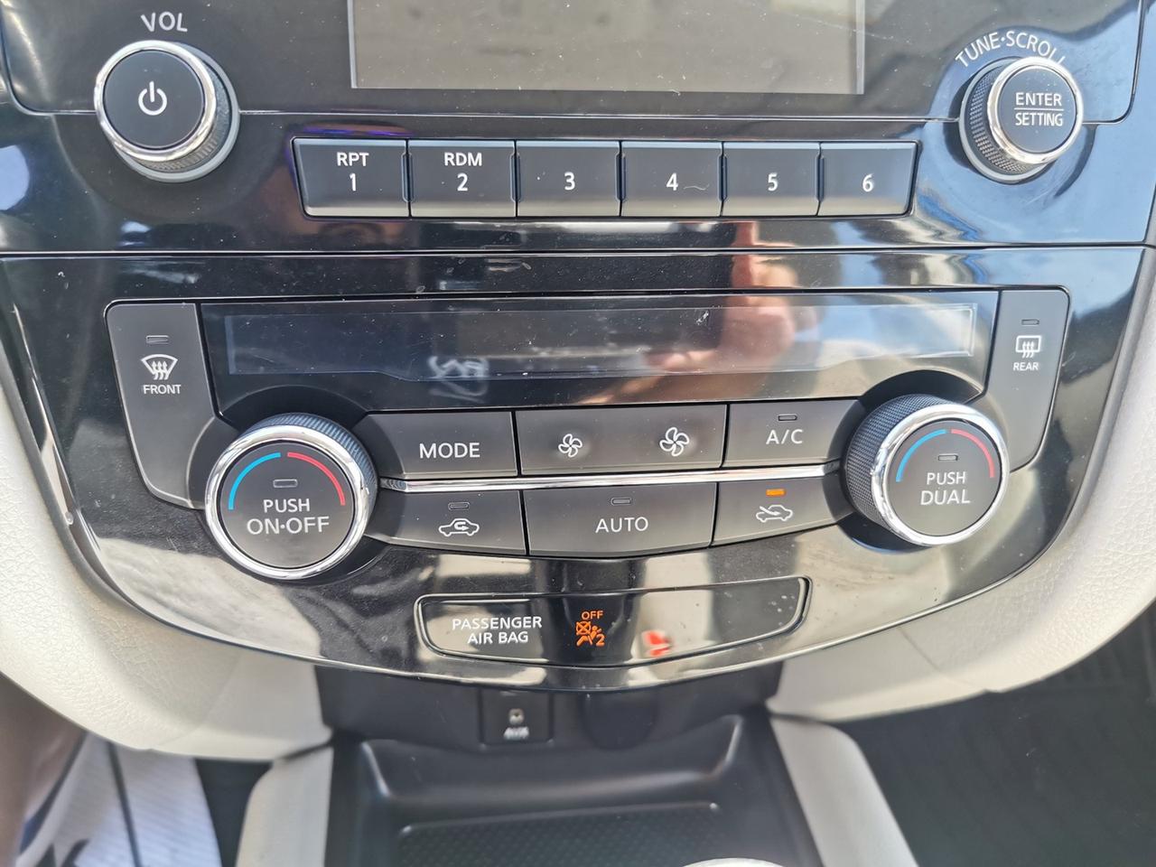 2018 Nissan Qashqai SV Photo