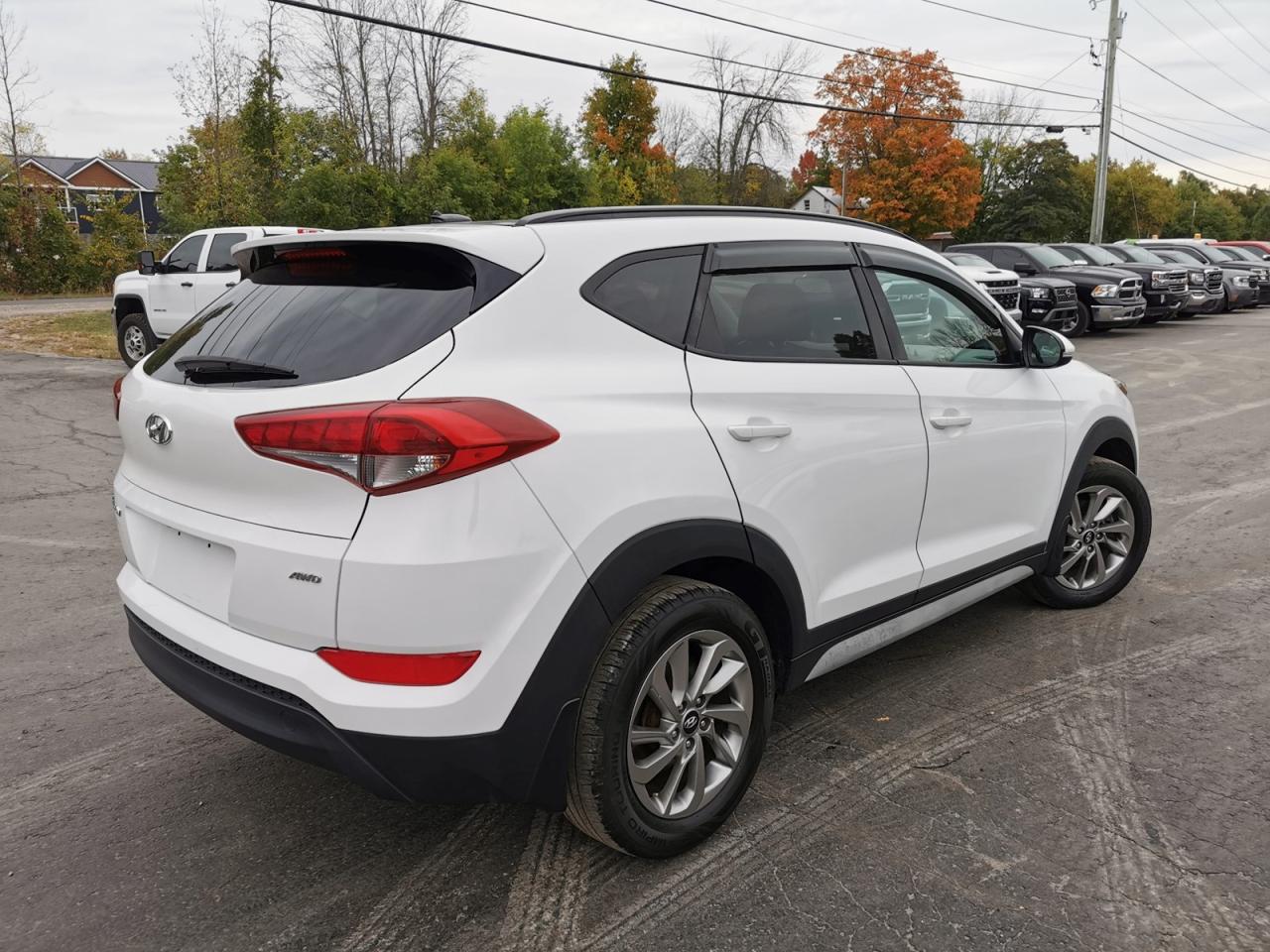2017 Hyundai Tucson Limited - Photo #5