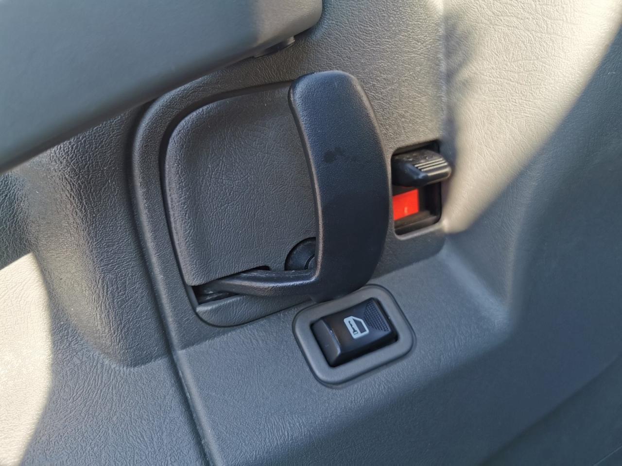 2021 Chevrolet Express 2500 - Photo #11