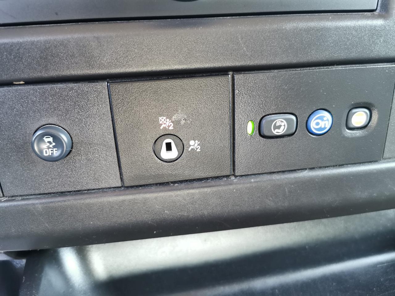 2021 Chevrolet Express 2500 Photo