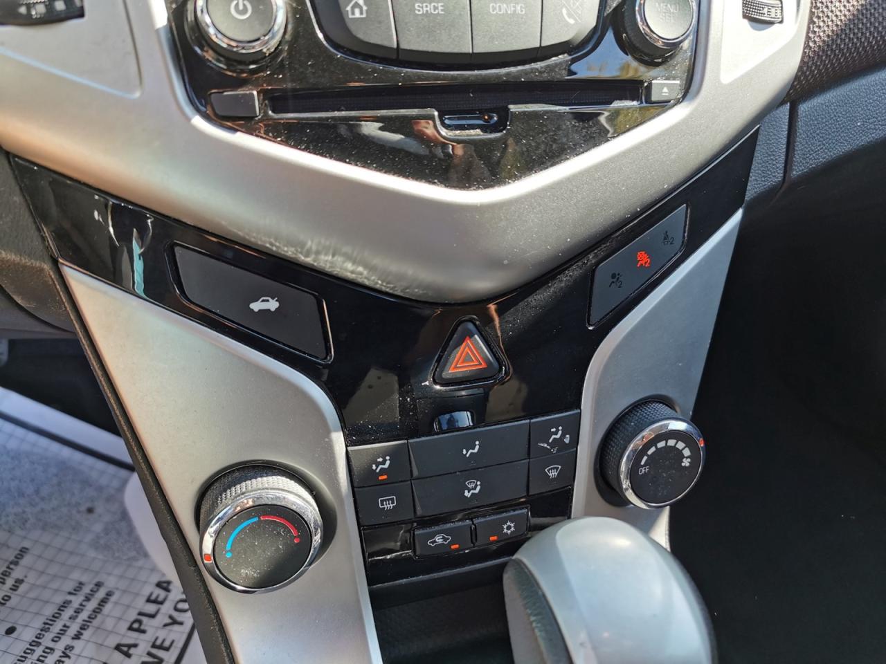 2016 Chevrolet Cruze Limited 1LT - Photo #17