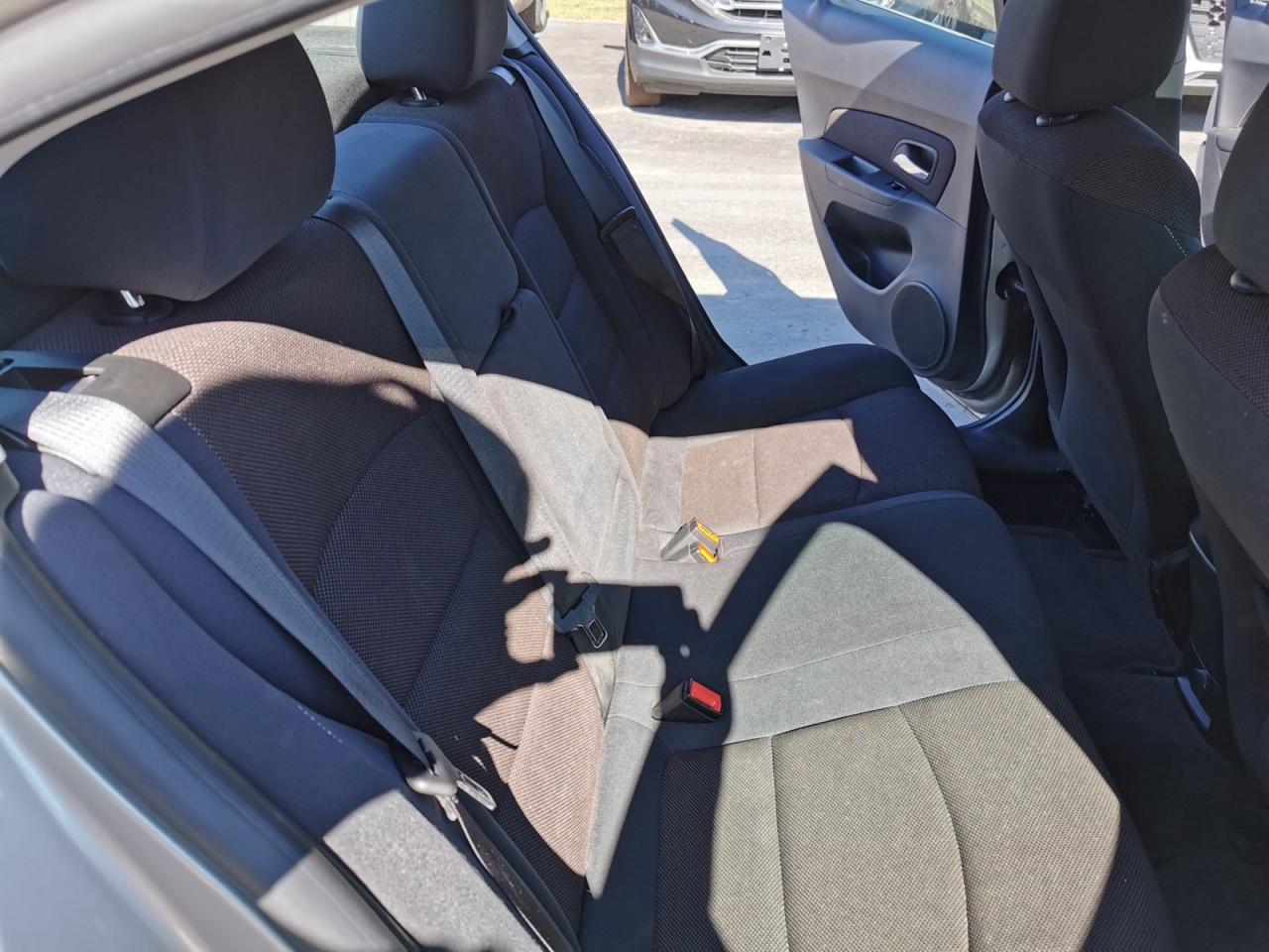 2016 Chevrolet Cruze Limited 1LT - Photo #25