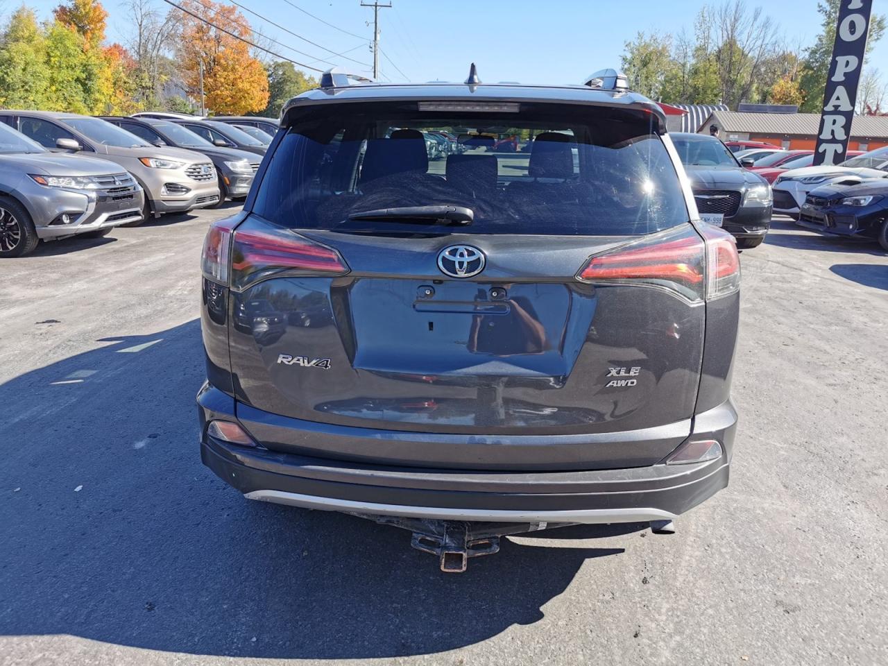 2016 Toyota RAV4 XLE AWD - Photo #6