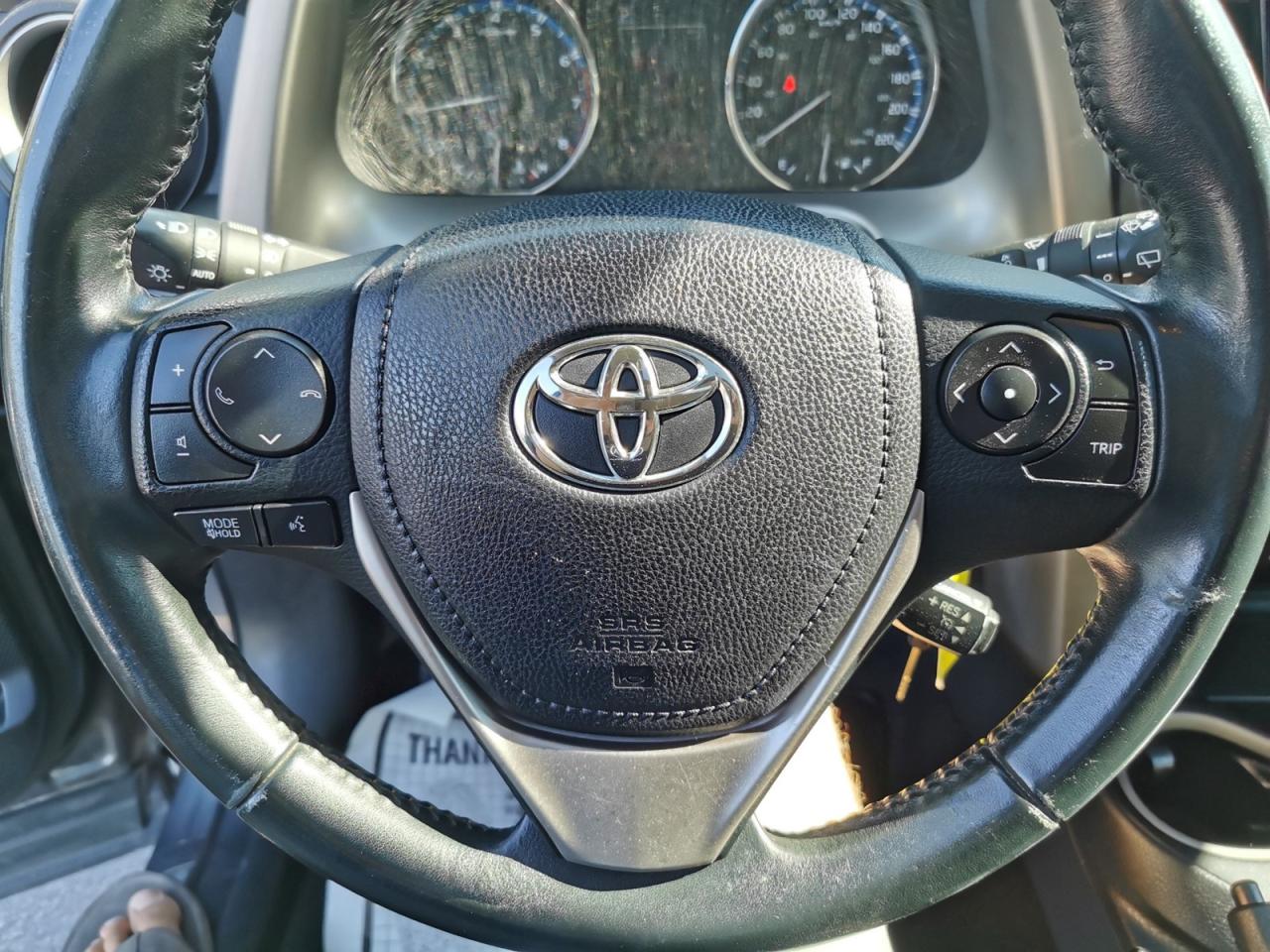 2016 Toyota RAV4 XLE AWD - Photo #16