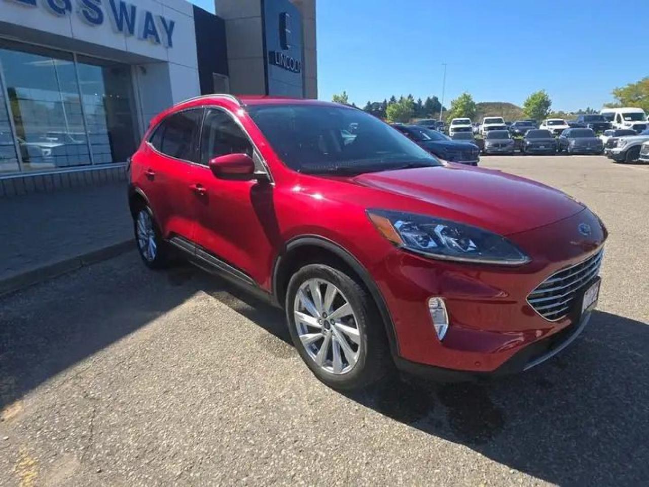 2022 Ford Escape Titanium AWD Hybrid Photo