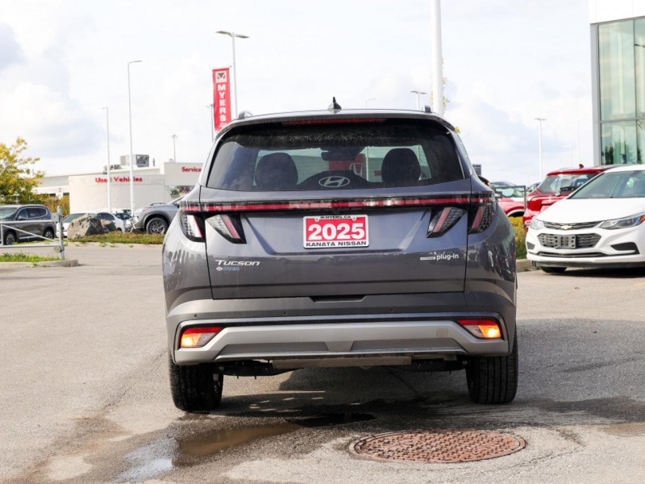 2025 Hyundai Tucson Plug-In Hybrid Ultimate AWD Photo2