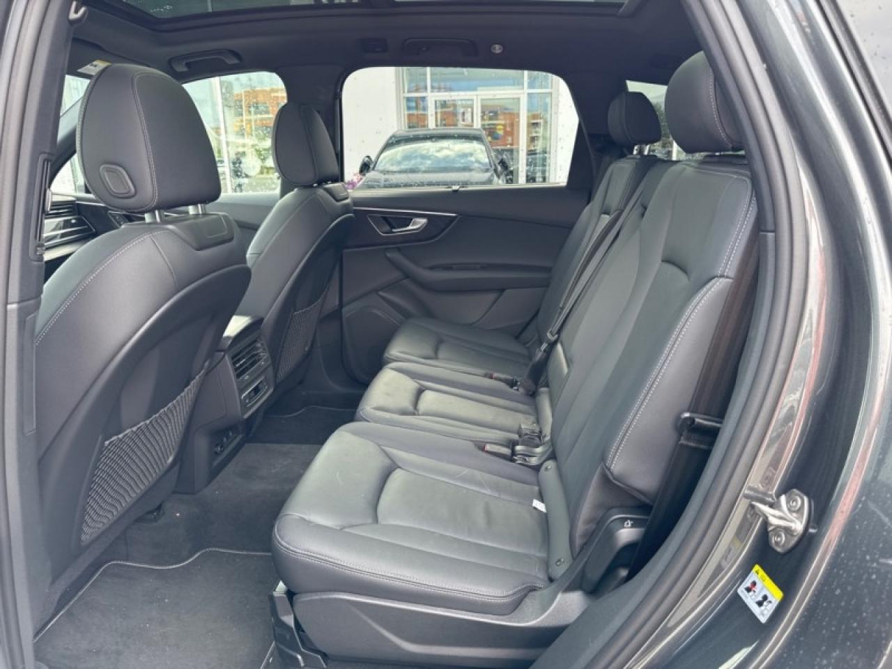 2025 Audi Q7 55 TFSI quattro  - Leather Seats Photo