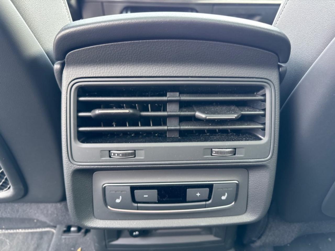 2025 Audi Q7 55 TFSI quattro  - Leather Seats Photo