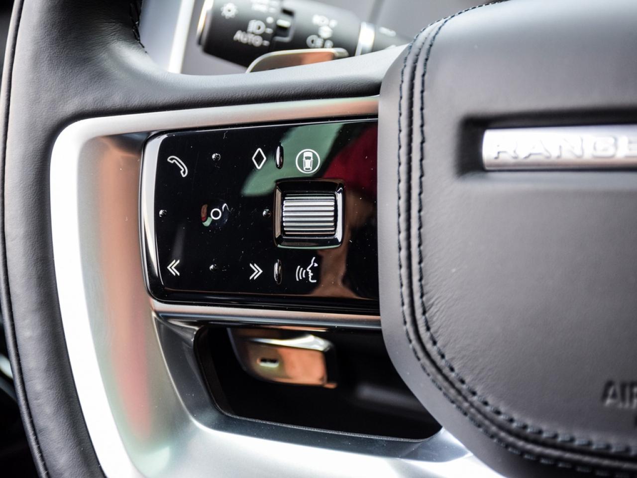 2024 Land Rover Range Rover P530 SE Photo