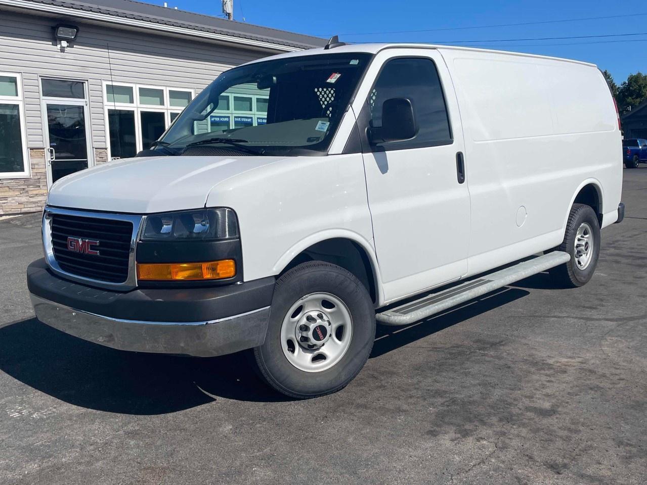Used 2023 GMC Savana Cargo Van 2500 Regular Wheelbase Rear-Wheel Drive for sale in Truro, NS