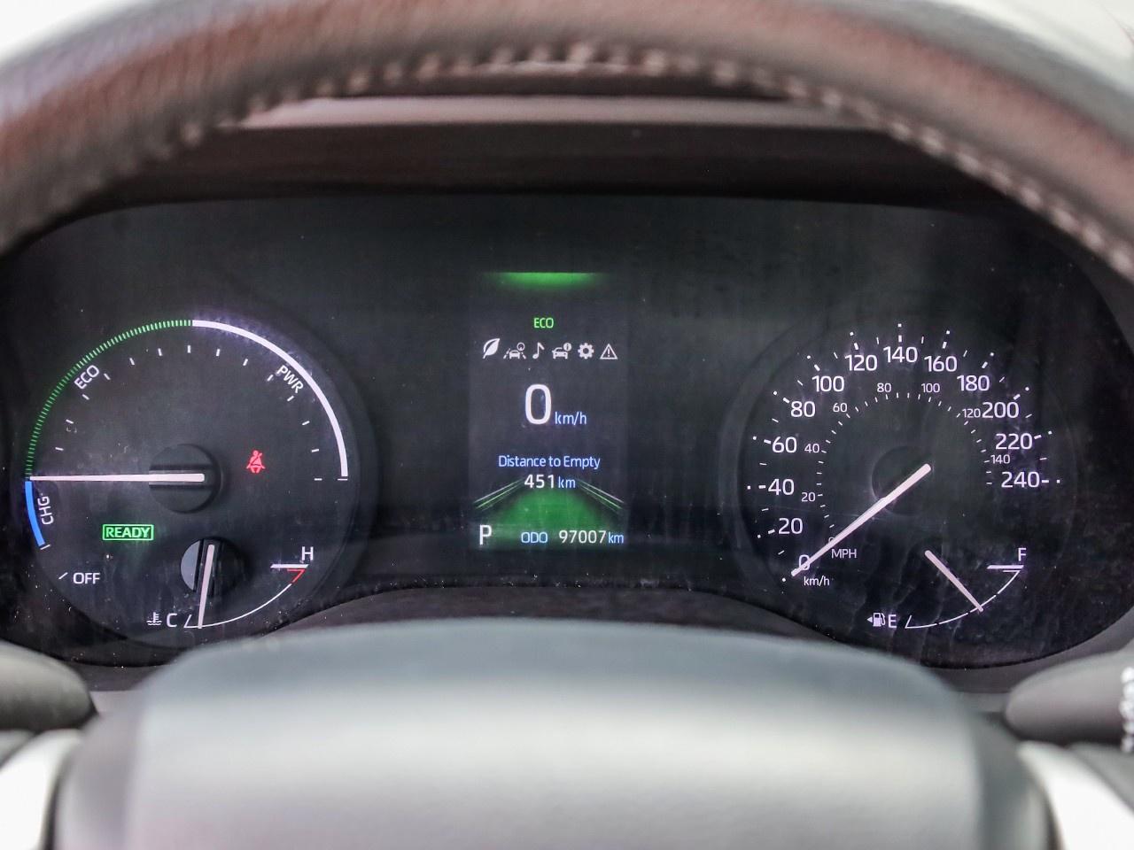 2024 Toyota Sienna XLE 8-Passenger Photo