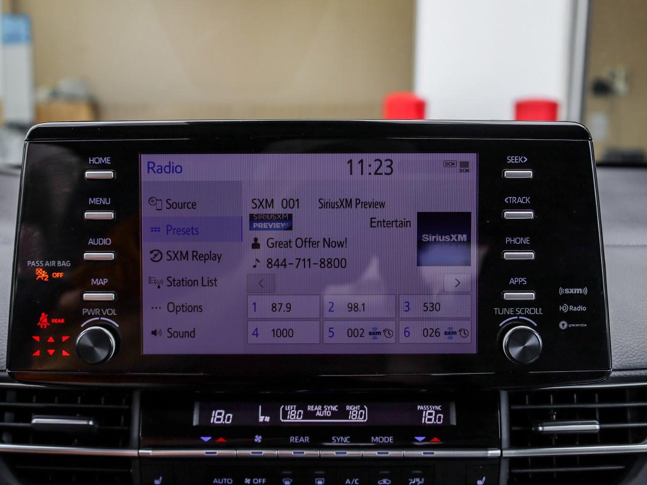 2024 Toyota Sienna XLE 8-Passenger Photo