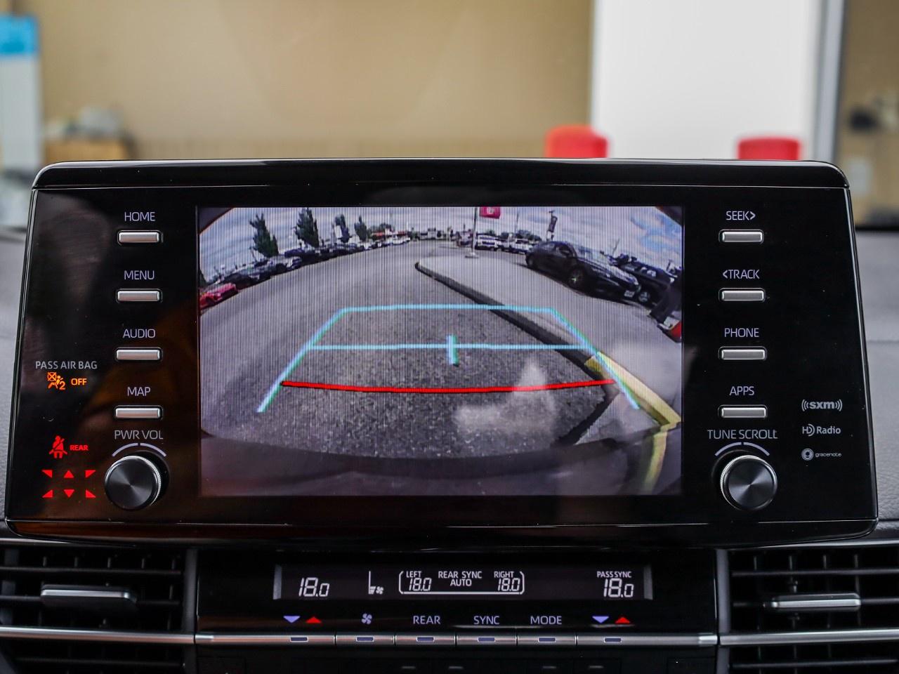 2024 Toyota Sienna XLE 8-Passenger Photo