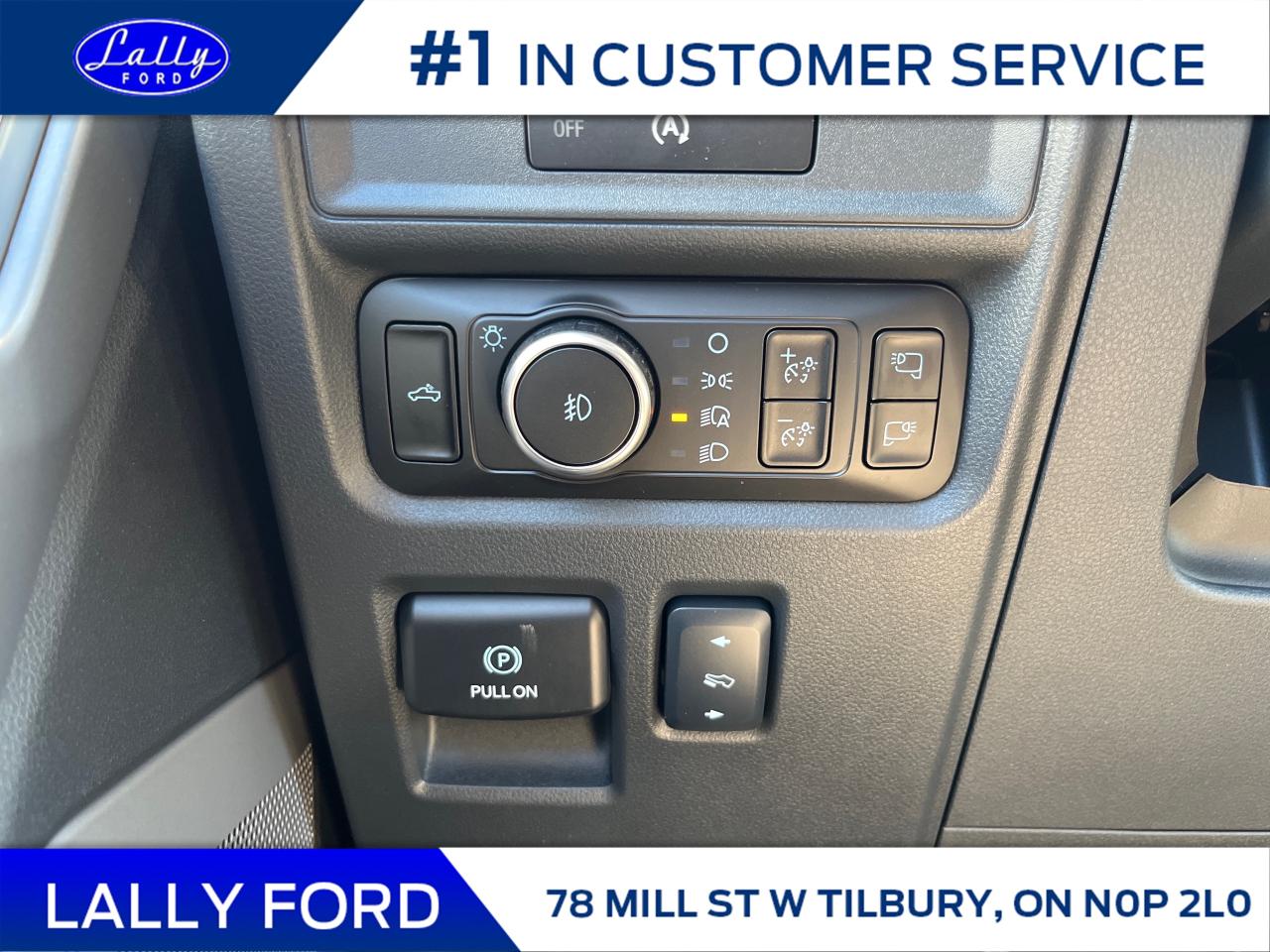 2025 Ford F-150 Lariat Photo