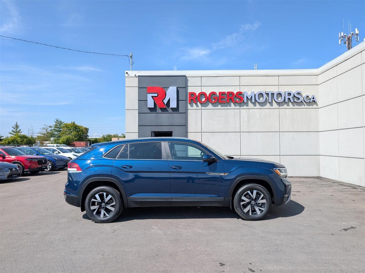 2021 Volkswagen Atlas Cross Sport AWD - NAVI - LEATHER - TECH FEATS