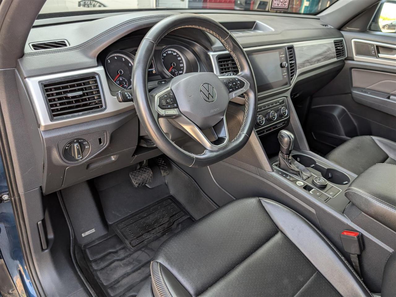 2021 Volkswagen Atlas Cross Sport AWD - NAVI - LEATHER - TECH FEATS