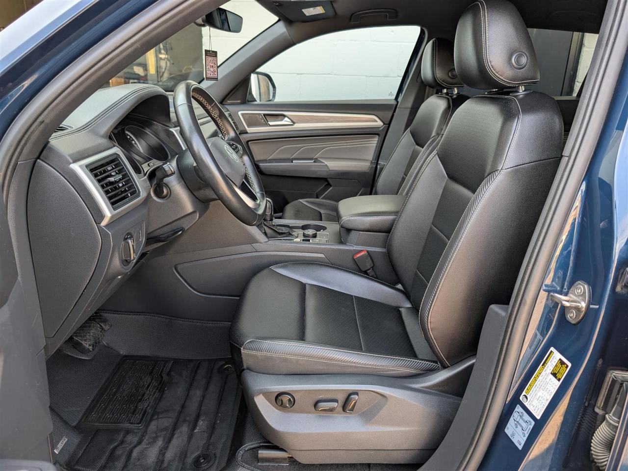 2021 Volkswagen Atlas Cross Sport AWD - NAVI - LEATHER - TECH FEATS
