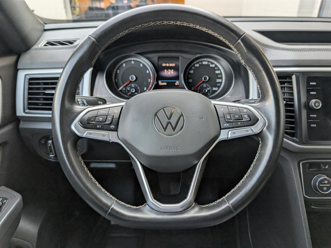 2021 Volkswagen Atlas Cross Sport AWD - NAVI - LEATHER - TECH FEATS