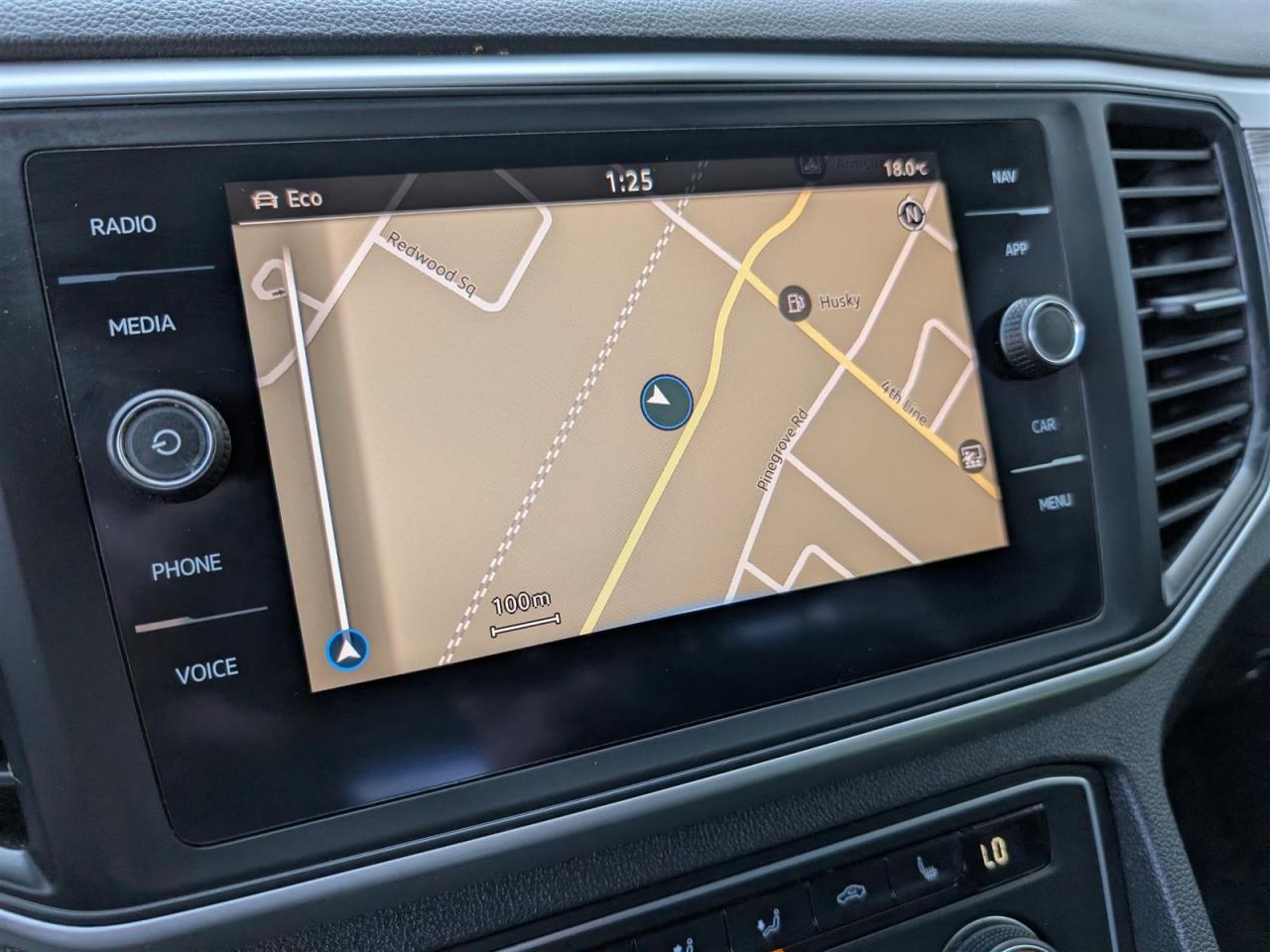 2021 Volkswagen Atlas Cross Sport AWD - NAVI - LEATHER - TECH FEATS