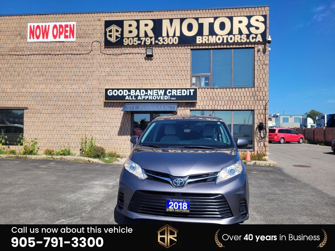 2018 Toyota Sienna LE | AWD | Power doors Photo