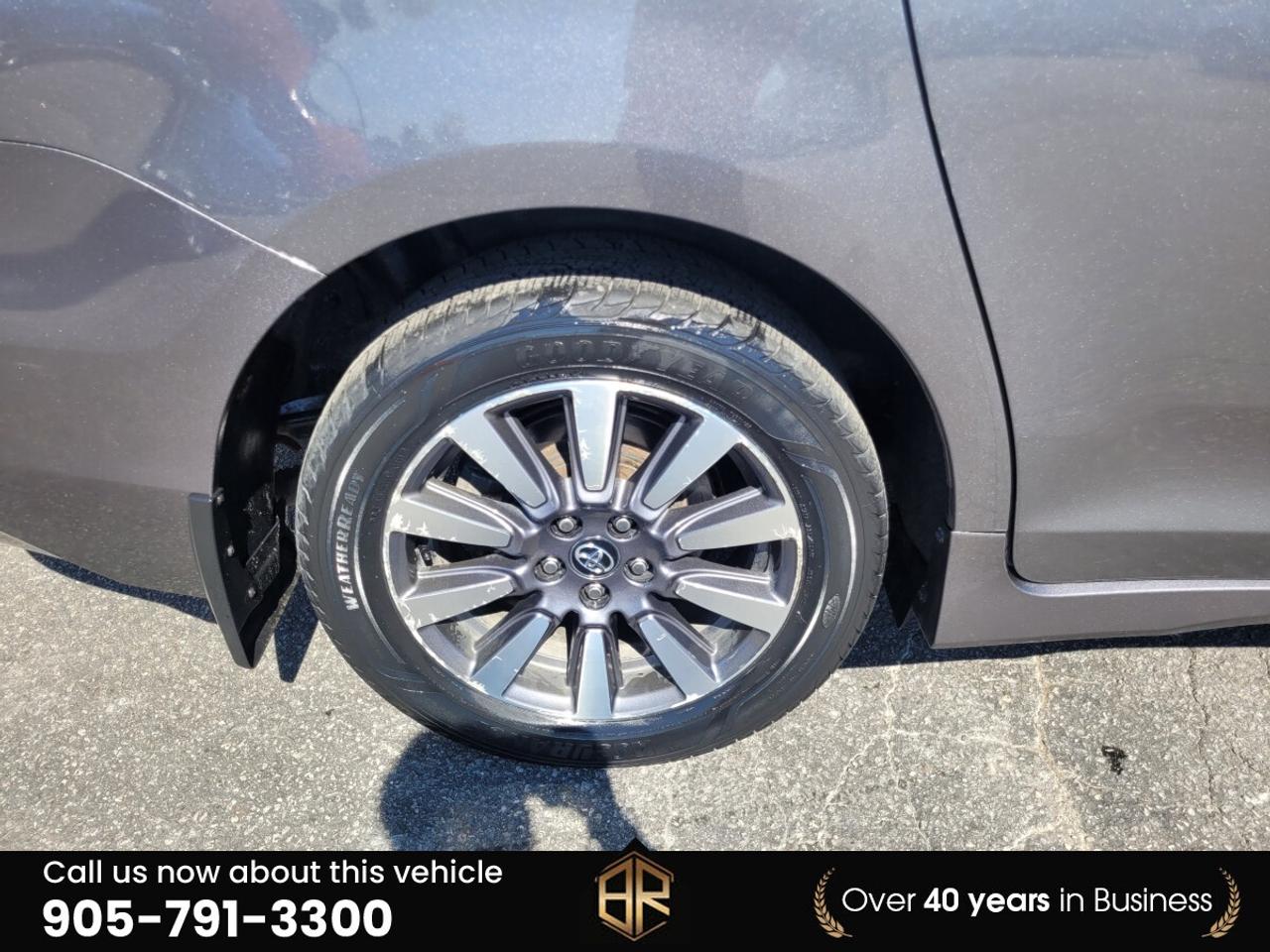 2018 Toyota Sienna LE | AWD | Power doors Photo