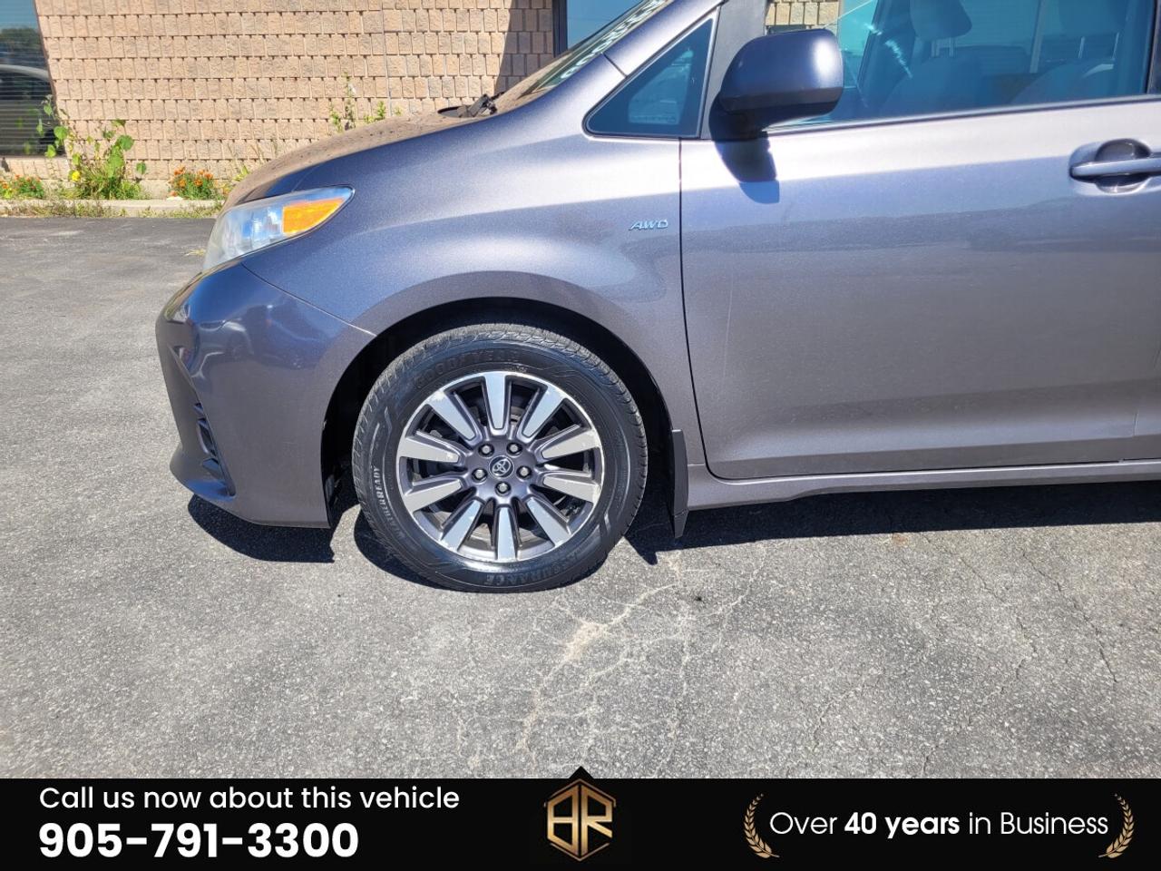 2018 Toyota Sienna LE | AWD | Power doors Photo