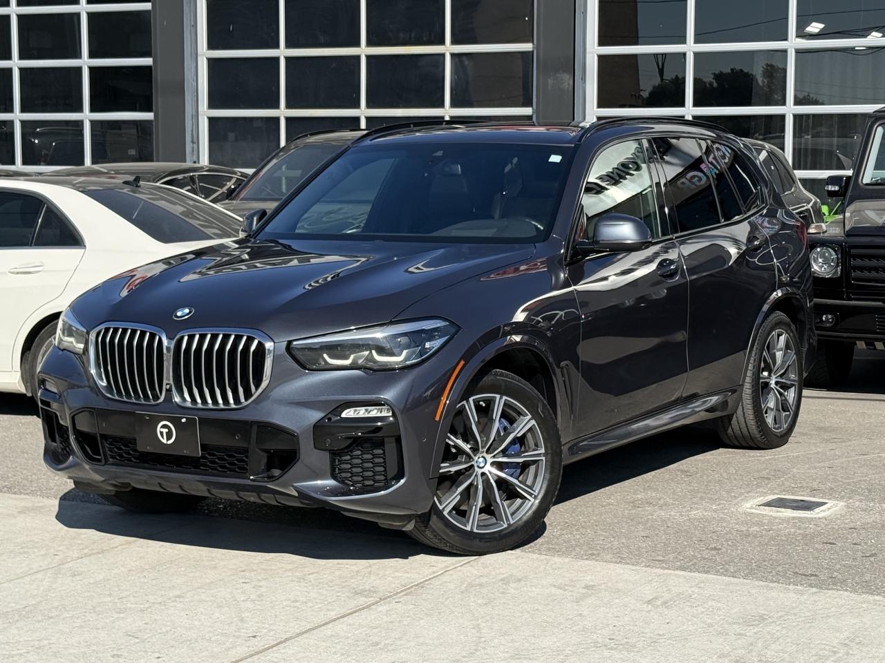 2020 BMW X5 //M SPORT | HARMAN KARDON | PANO | HEAD UP DISPLAY Photo