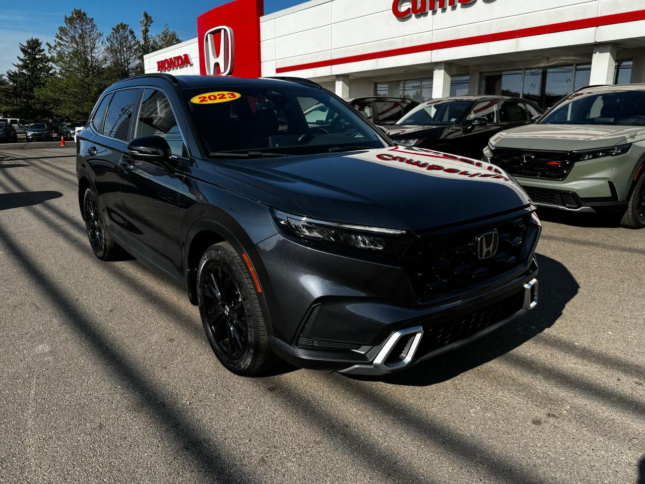2023 Honda CR-V Touring Photo1