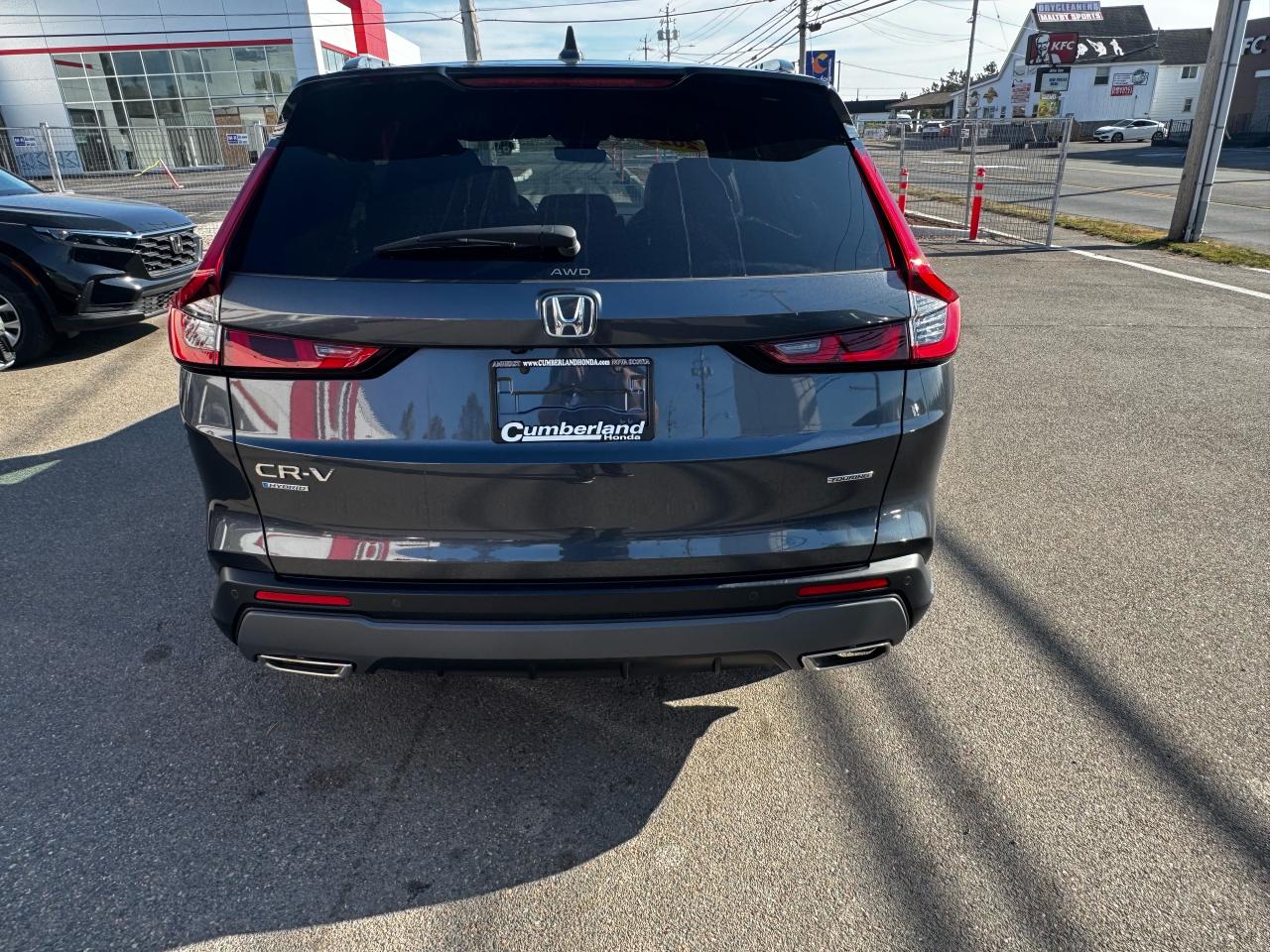 2023 Honda CR-V Touring Photo