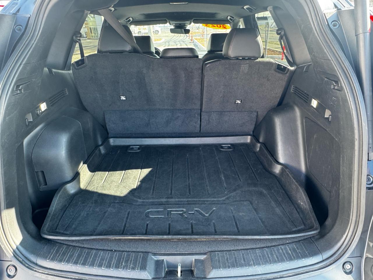 2023 Honda CR-V Touring Photo