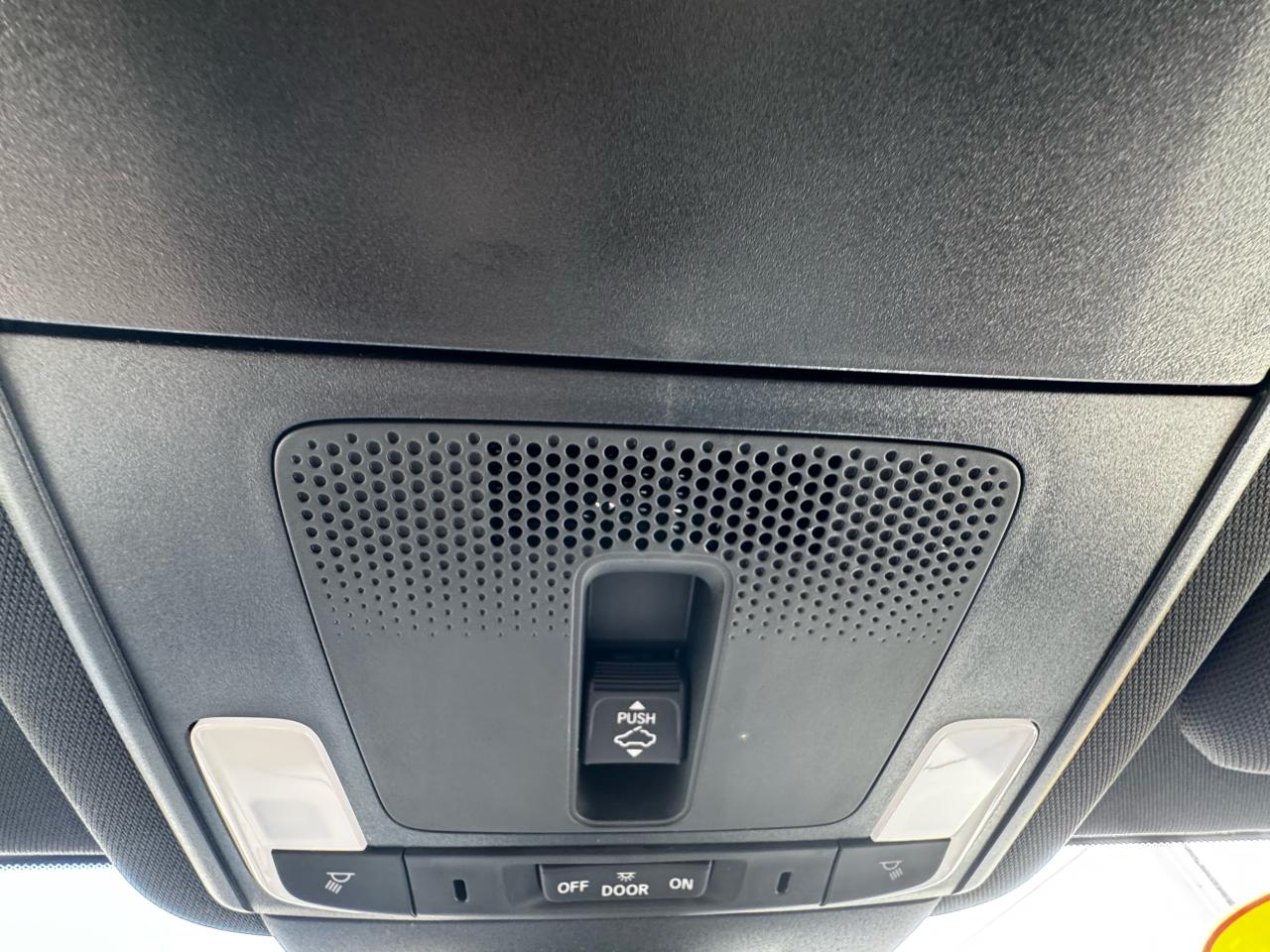 2023 Honda CR-V Touring Photo