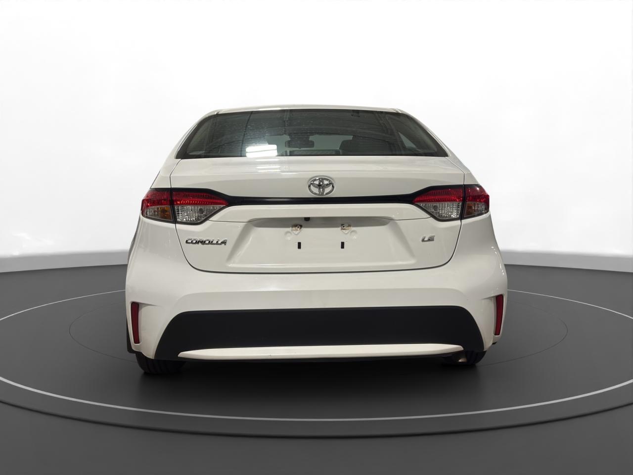 2022 Toyota Corolla LE - Photo #6