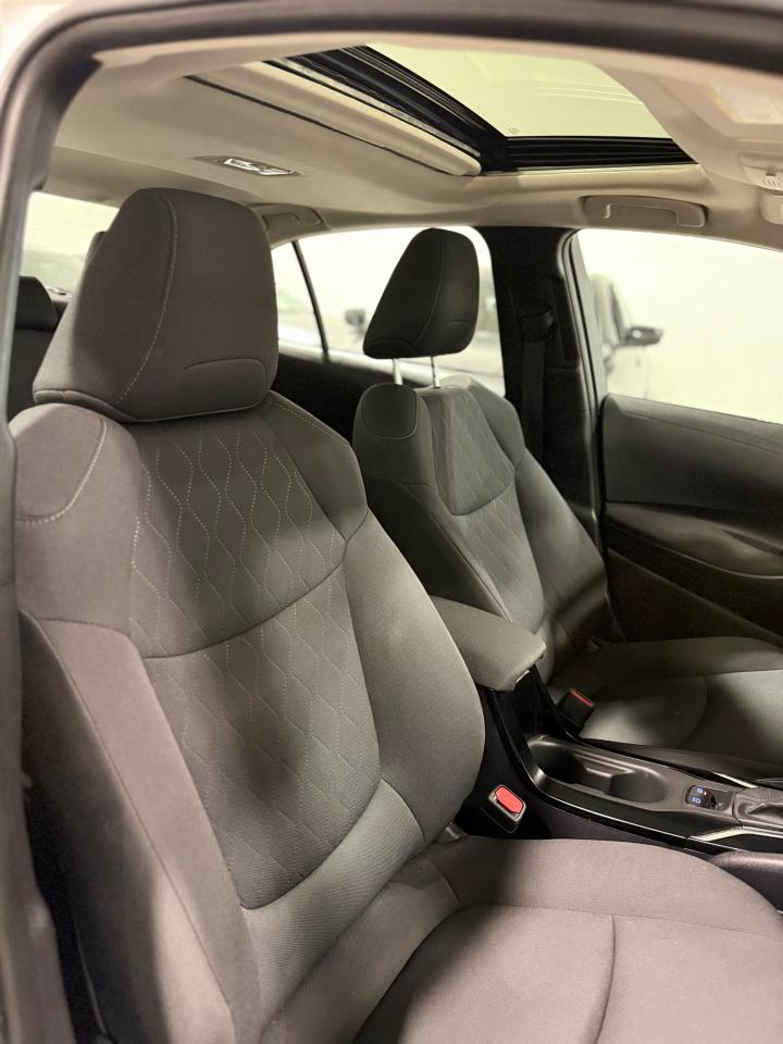 2022 Toyota Corolla LE Photo