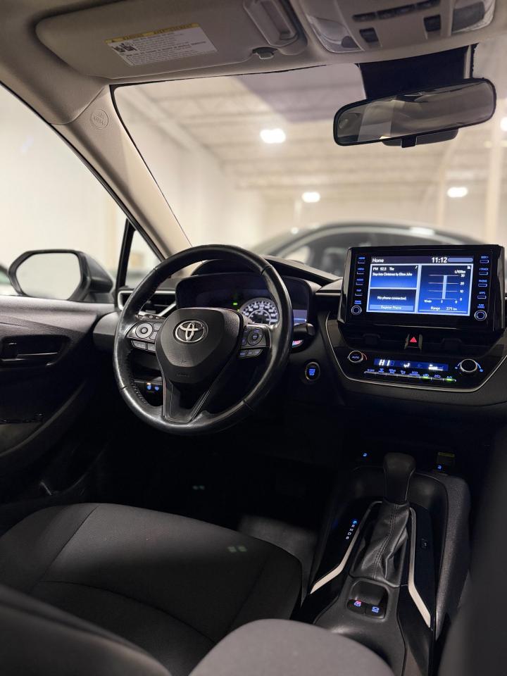 2022 Toyota Corolla LE Photo